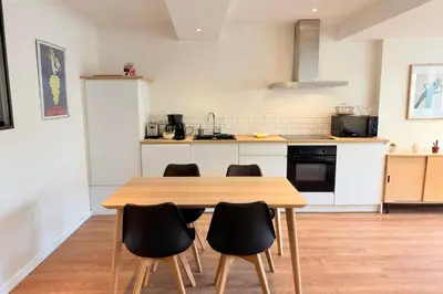 Cuisine ou kitchenette dans l'établissement LAube - A deux pas du métro D - Saint Jean