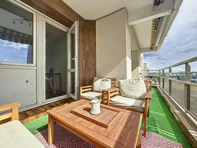 Balcon ou terrasse dans l'établissement Grand T3, balcon et garage - Venissieux Lyon Sud