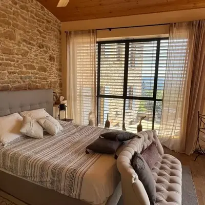 La Pierre et la Vigne