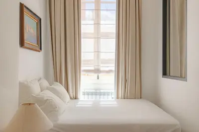 Un ou plusieurs lits dans un hébergement de l'établissement Design et Cosy 2 min Terreaux