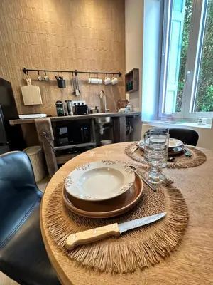 Cuisine ou kitchenette dans l'établissement Craft Home - Le menuisier - Balneo - Parking privé