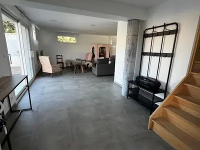 Coin salon dans l'établissement Chez Mamie à l'écurie !