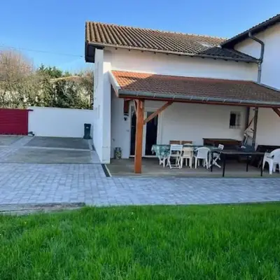 Chez Mamie à l'écurie !