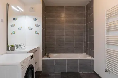 Salle de bains dans l'établissement Charming Apartment 2BR 4P - Near to Lyon