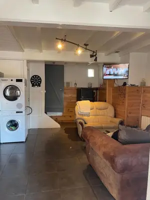 Cuisine ou kitchenette dans l'établissement Maison 5 chambres proche Lyon CNPE Bugey