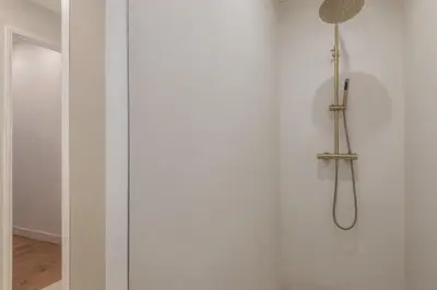 Salle de bains dans l'établissement La roche étoilée - Jacuzzi