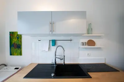 Plan de l'établissement Appartement de charme dans le 6e - central