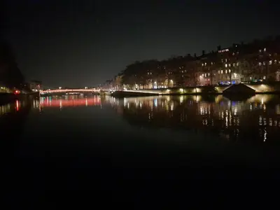Vue sur la rivière ou le fleuve situé(e) à proximité de l'appartement