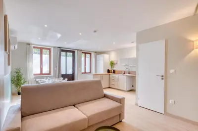 Cuisine ou kitchenette dans l'établissement L'Élégant - T3 neuf - Montluel