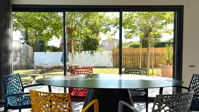 Terrasse ou espace extérieur de l'établissement Villa contemporaine avec piscine - Céleste