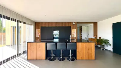 Télévision ou salle de divertissement dans l'établissement Villa contemporaine avec piscine - Céleste