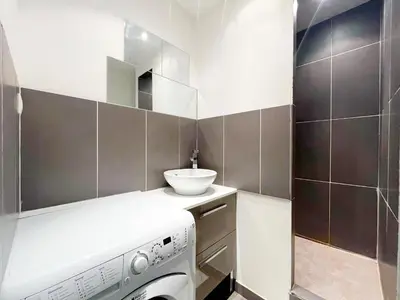 Salle de bains dans l'établissement suite Lavanil - Appartement 6 personnes - Check in h24 wifi