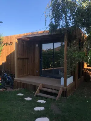 Jardin de l'établissement Le Cocon