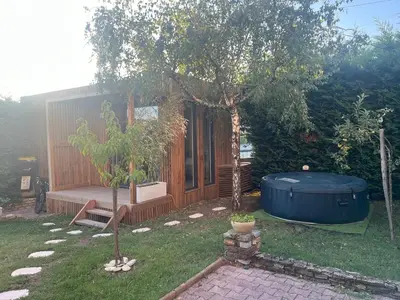 Jardin de l'établissement Le Cocon