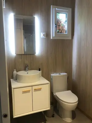 Salle de bains dans l'établissement Le Cocon