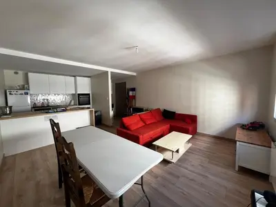 Cuisine ou kitchenette dans l'établissement Easy stay in Lyon