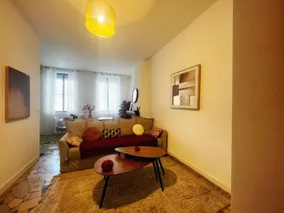 Télévision ou salle de divertissement dans l'établissement Songoria - Appartement 4 personnes - check in h24 & wifi
