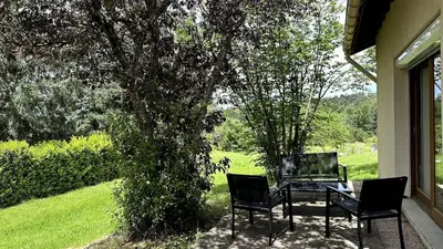 Jardin de l'établissement Studio indépendant au calme