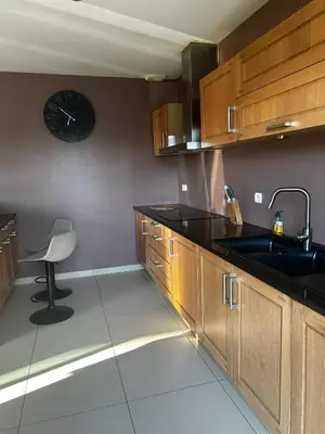 Cuisine ou kitchenette dans l'établissement le relai du parking fute