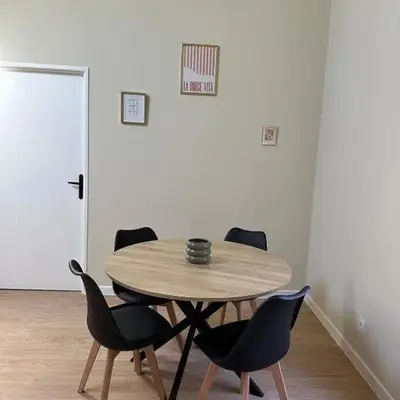 Appartement 2 chambres gare chateaucreux