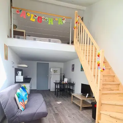Coin salon dans l'établissement L'Aloha