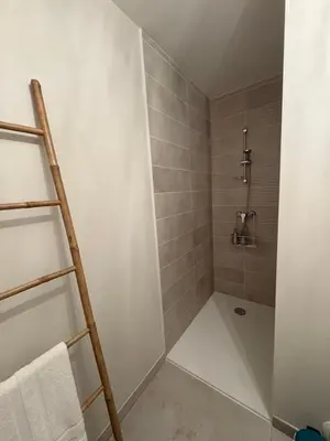 Salle de bains dans l'établissement La Suite Trevoux