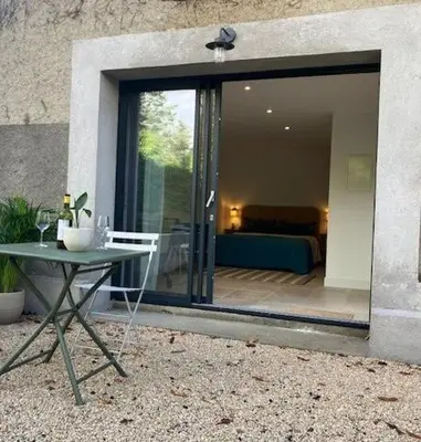 Terrasse ou espace extérieur de l'établissement Studio neuf dans un écrin de verdure