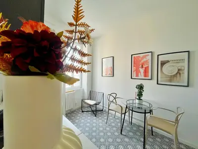 Coin salon dans l'établissement Suite Barrie - studio 2 personnes - Check in H24 & wifi