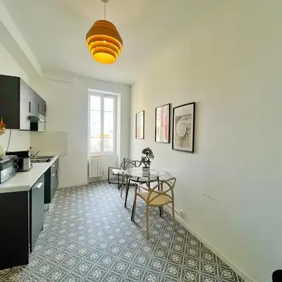 Suite Barrie - studio 2 personnes - Check in H24 & wifi
