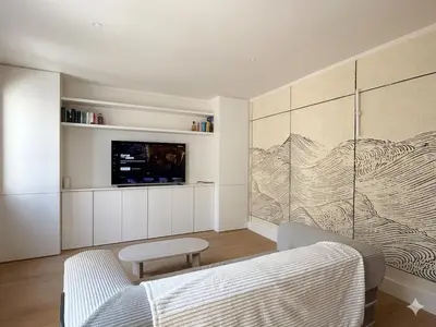 Télévision ou salle de divertissement dans l'établissement Appartment with terrace and Jacuzzi Pyramid view