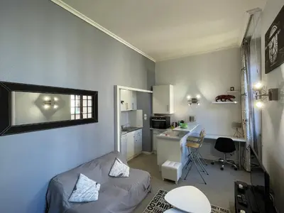 Cuisine ou kitchenette dans l'établissement Studio cosy, proche de la Tête d'Or, Lyon