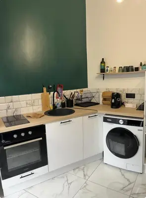 Cuisine ou kitchenette dans l'établissement Appartement jacuzzi - Love Room