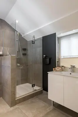 Salle de bains dans l'établissement MiHotel Gailleton
