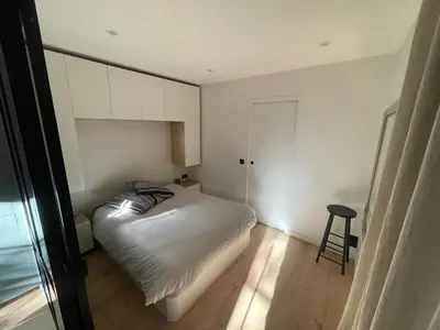 Un ou plusieurs lits dans un hébergement de l'établissement Charming renovated apartment, 15 min from Lyon