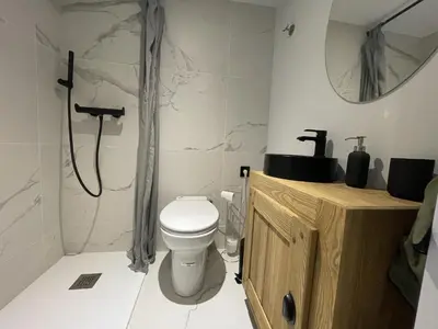 Salle de bains dans l'établissement Honorê Suite Saint Pothin