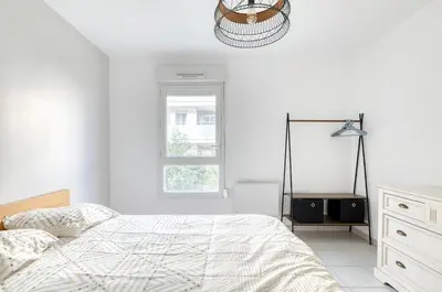 Un ou plusieurs lits dans un hébergement de l'établissement La Pause Urbaine - Proximité Lyon - Terrasse Privée