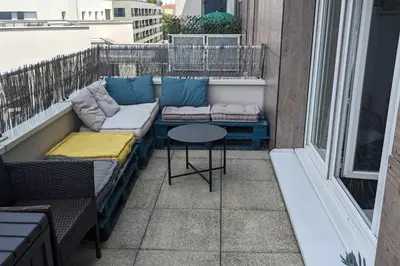 Balcon ou terrasse dans l'établissement Comfortable apartment near transport