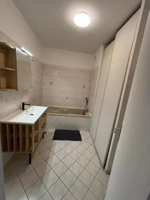 Salle de bains dans l'établissement CNPE Bugey 10 MN - Aéroport LYS 18 MN