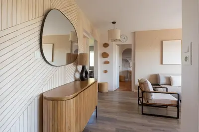Plan de l'établissement Art de Recevoir - Prestige & Vue Panoramique sur Saône - Parking Privé T3 Appartement Climatisé