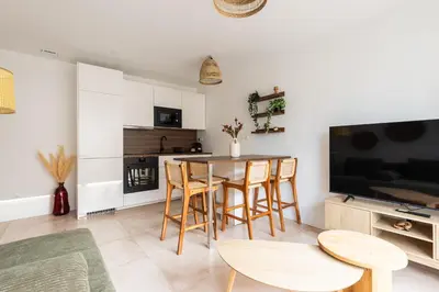 Cuisine ou kitchenette dans l'établissement Zest Boheme Villeurbanne