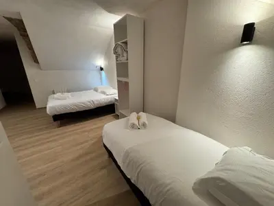 Un ou plusieurs lits dans un hébergement de l'établissement Spécial groupe, 10 personnes, Centre Vieux Lyon