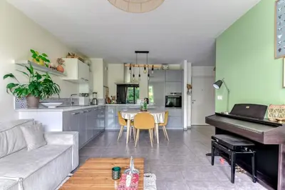 Cuisine ou kitchenette dans l'établissement Appartement Florian - Welkeys