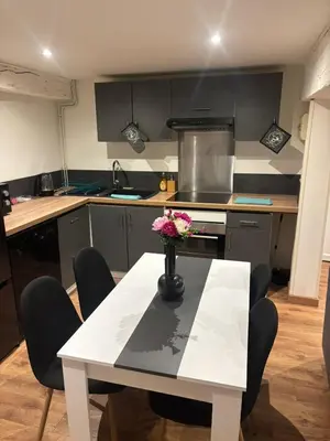 Cuisine ou kitchenette dans l'établissement TheNest