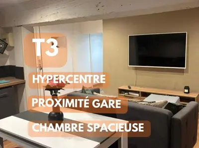 Télévision ou salle de divertissement dans l'établissement TheNest