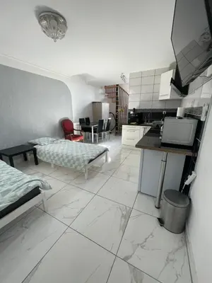Cuisine ou kitchenette dans l'établissement Escapade cosy proche Vienne