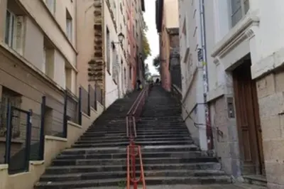 Plan de l'établissement Studio - 2P - Vieux Lyon