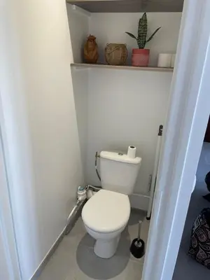 Salle de bains dans l'établissement Nouvel appart près de Lyon 8