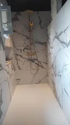 Plan de l'établissement Rez de chaussée maison avec terrasse et piscine