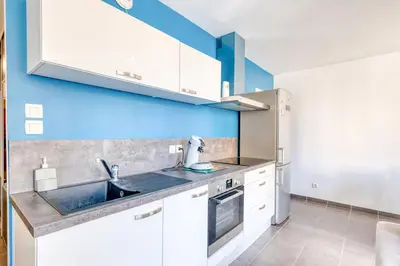 Cuisine ou kitchenette dans l'établissement La Sérénité au Cœur du Bugey - T2 - Lagnieu