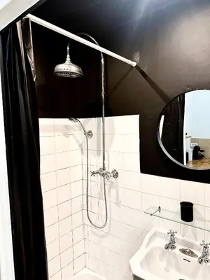Salle de bains dans l'établissement Le cosy Flachet